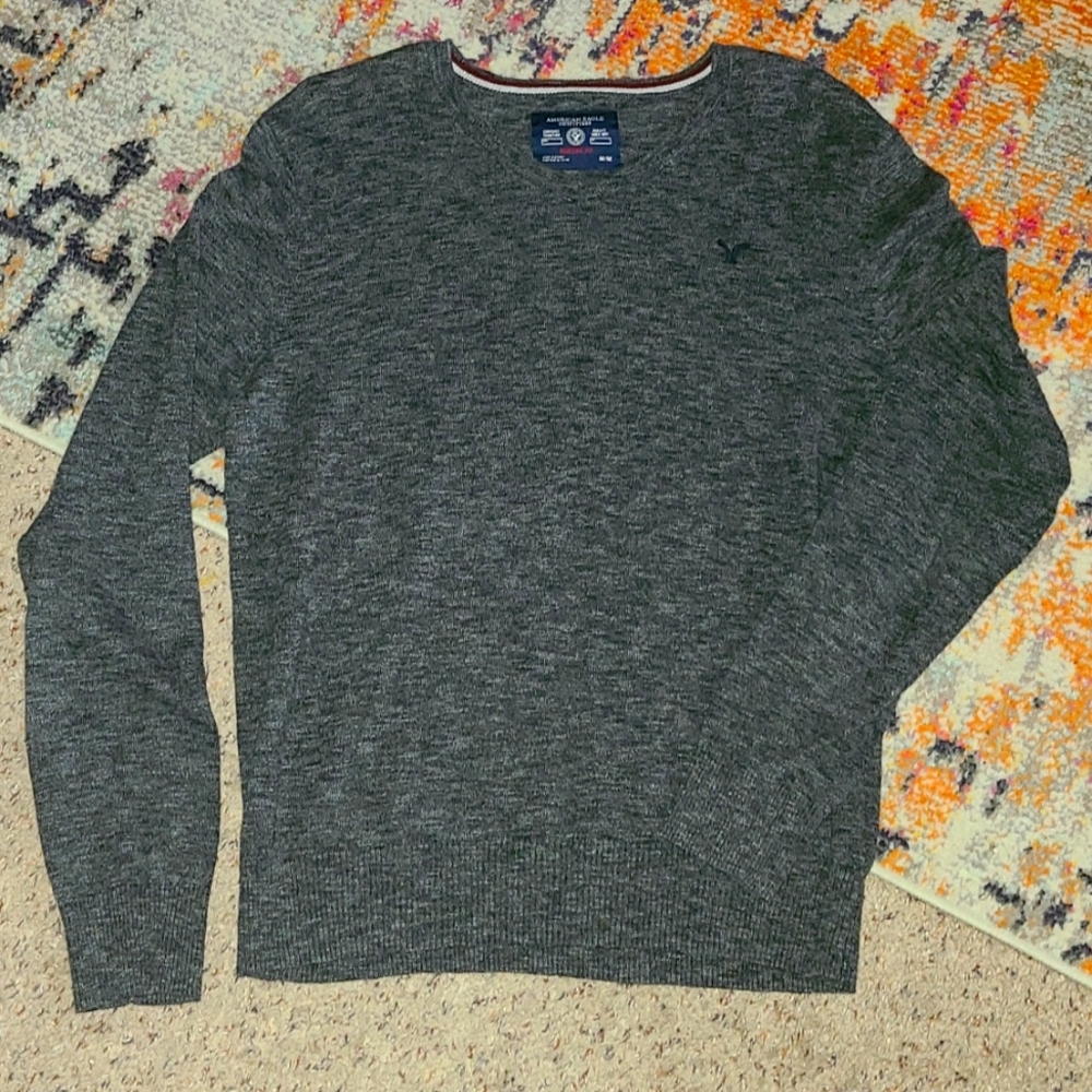 American Eagle V Neck - image 1